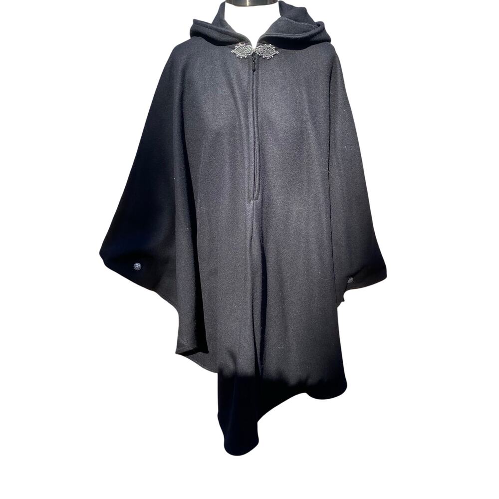 Vintage Johnson Woolen Mills Wool Blend Black Cape Coat Jacket One Size